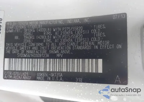 2013 Toyota Sequoia Platinum 5.7L V8 z USA, uszkodzony, nr VIN 5TDDW5G14DS091238